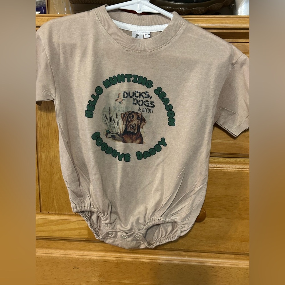 Blanksful Hunting Bubble “Hello Hunting Season, Goodbye Daddy” Size 6-12 Months
